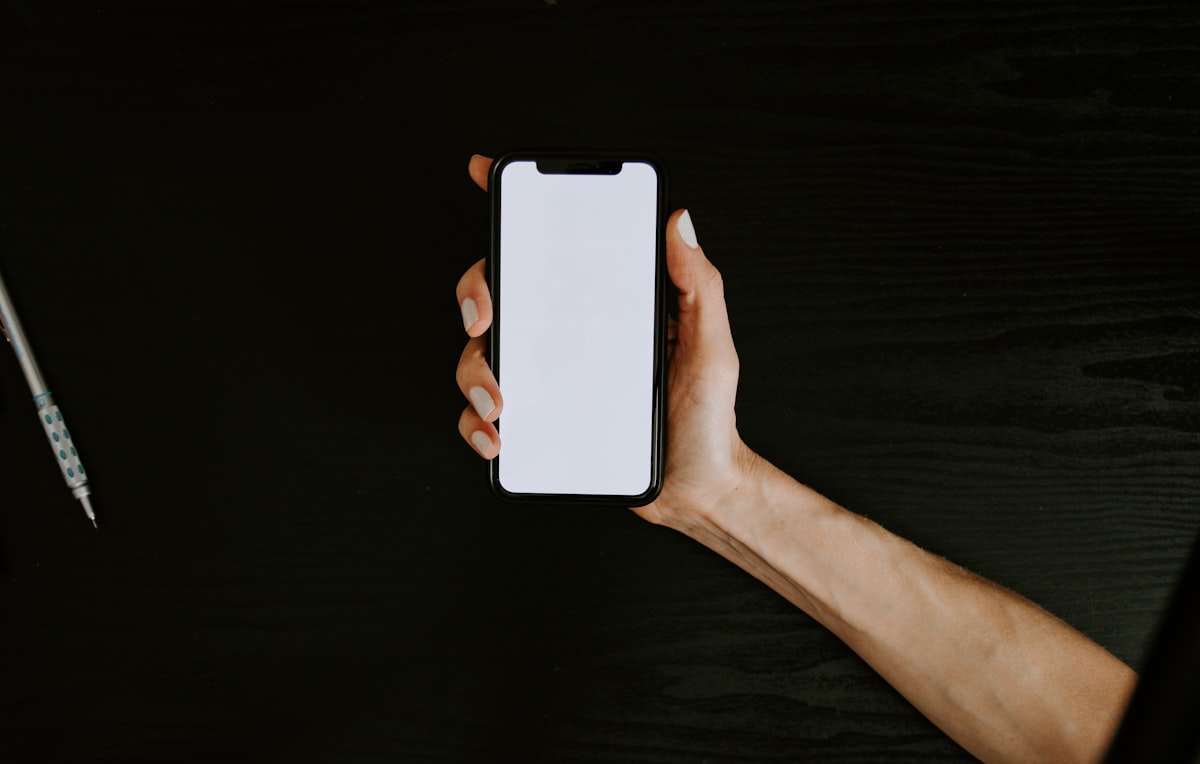 Teknologi AI dan machine learning dalam gadget modern